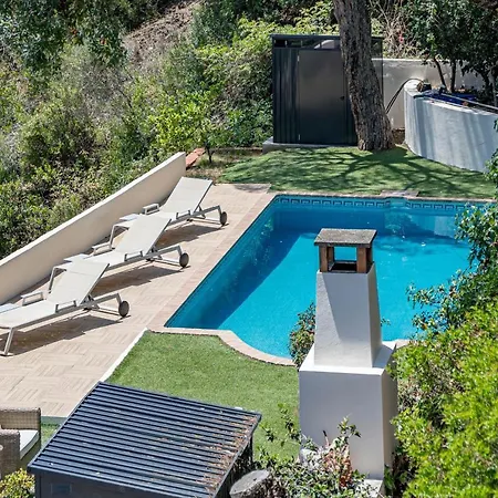 Exclusive 6 Bedroom Modern Chic With A Private Pool And Amazing Ocean View * Benahavís