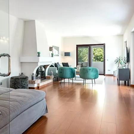 Exclusive 6 Bedroom Modern Chic With A Private Pool And Amazing Ocean View