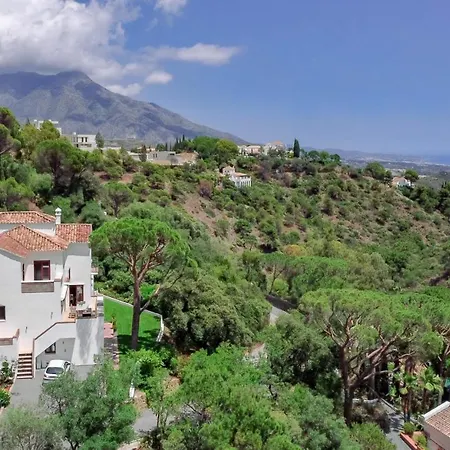 וילה Exclusive 6 Bedroom Modern Chic With A Private Pool And Amazing Ocean View Benahavís