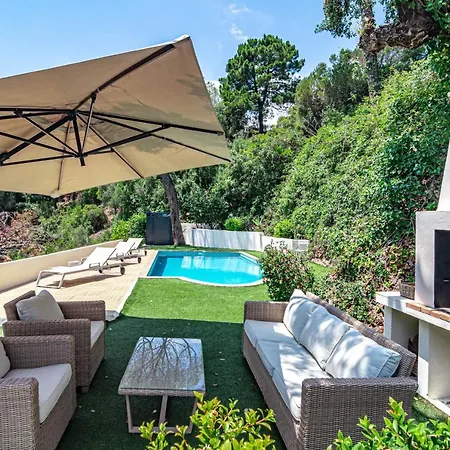 Exclusive 6 Bedroom Modern Chic With A Private Pool And Amazing Ocean View Villa Benahavís