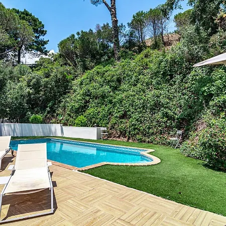 Exclusive 6 Bedroom Modern Chic With A Private Pool And Amazing Ocean View Villa *