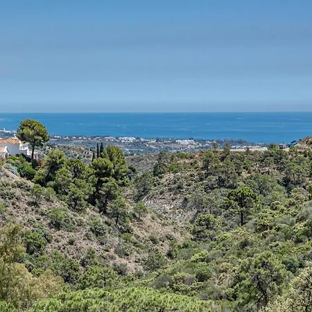 Exclusive 6 Bedroom Modern Chic With A Private Pool And Amazing Ocean View * Benahavís