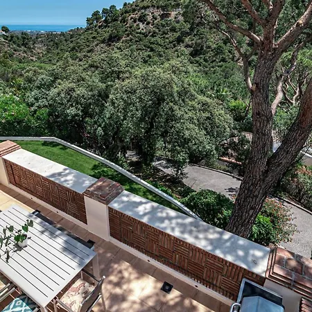 Exclusive 6 Bedroom Modern Chic With A Private Pool And Amazing Ocean View * Benahavís