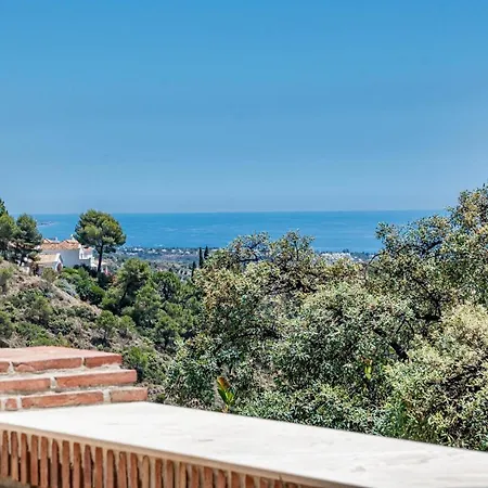 Exclusive 6 Bedroom Modern Chic With A Private Pool And Amazing Ocean View *